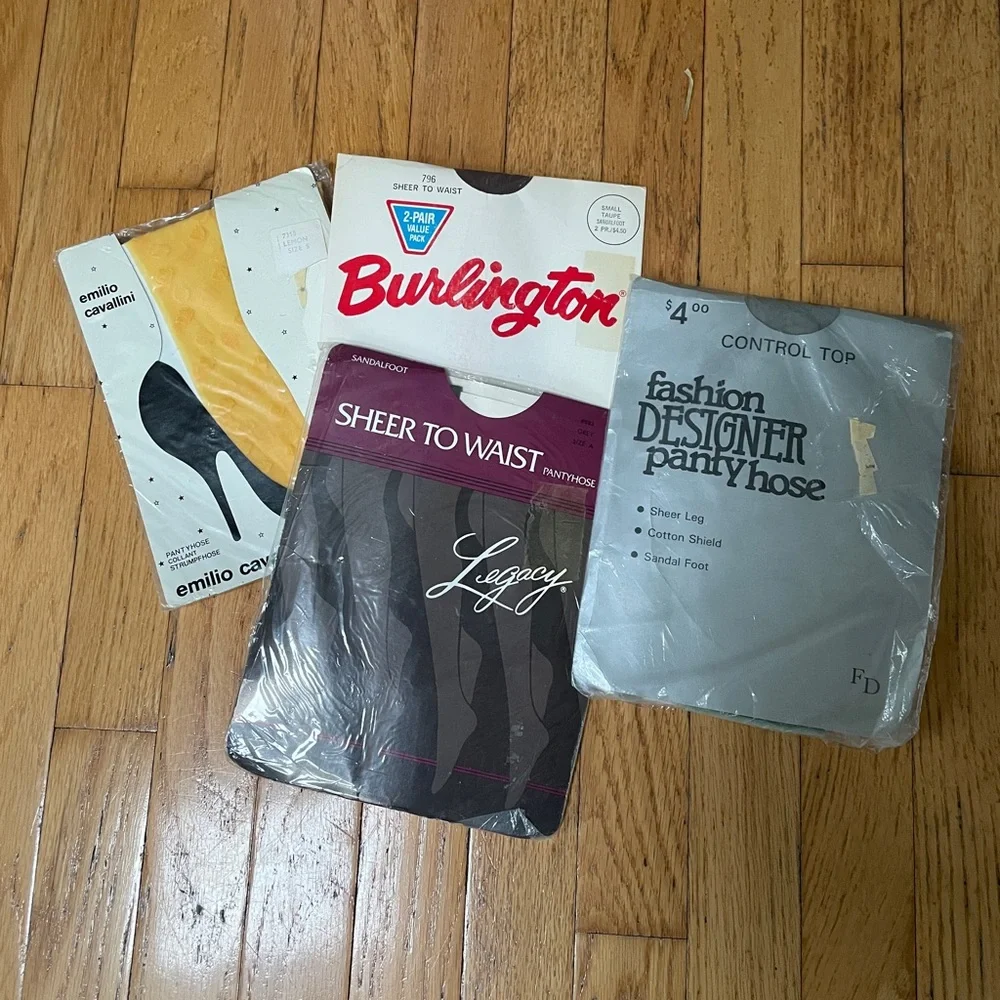 NWT Pantyhose Nylons Tights Hosiery 90’s Various Vintage Lot of 4 Size Small